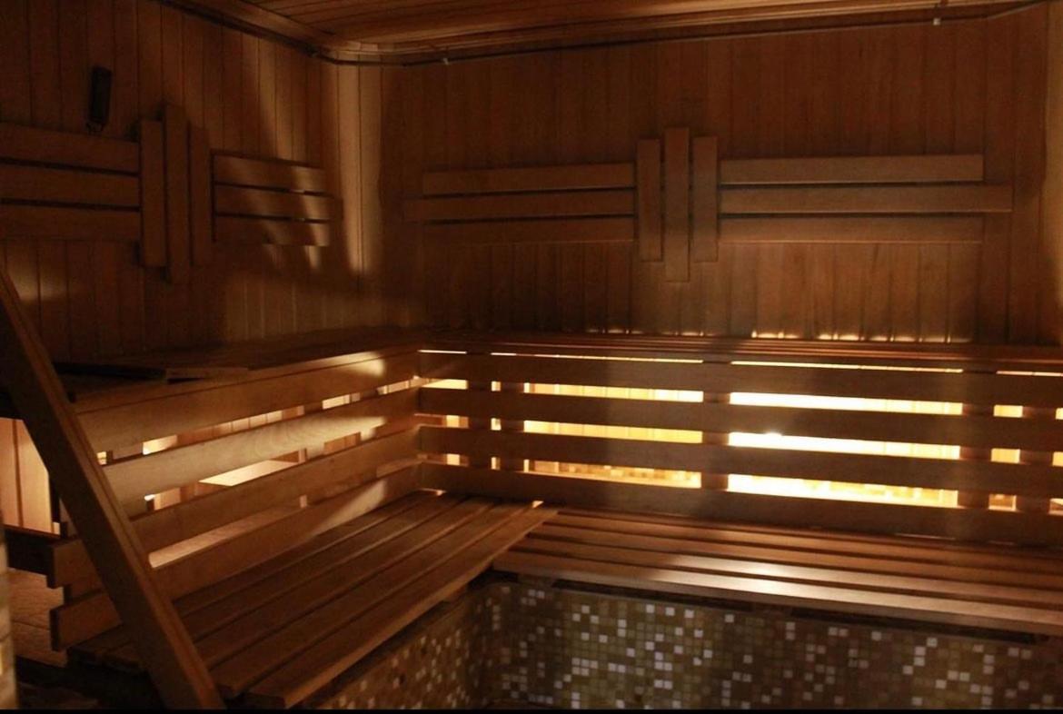 Pivdenna Brama Khmelʼnytsʼkyy المظهر الخارجي الصورة
